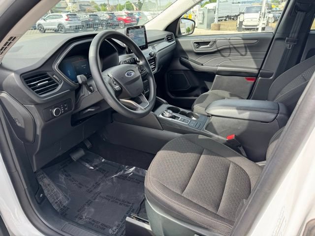 Used 2025 Ford Escape Active AWD/4WD image 22
