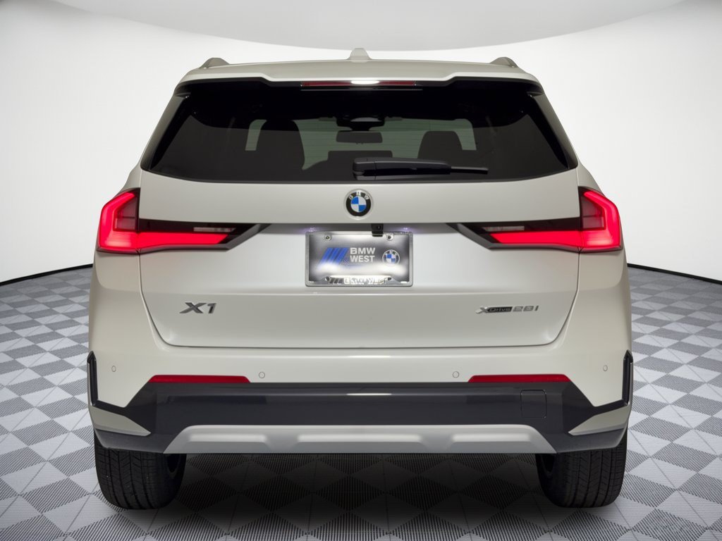 New 2027 BMW X1 xDrive28i AWD/4WD image 11