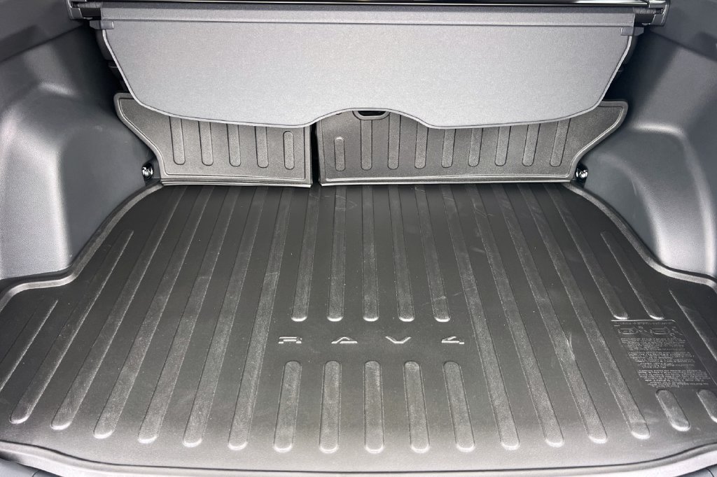 New 2026 Toyota RAV4 SE AWD/4WD image 17