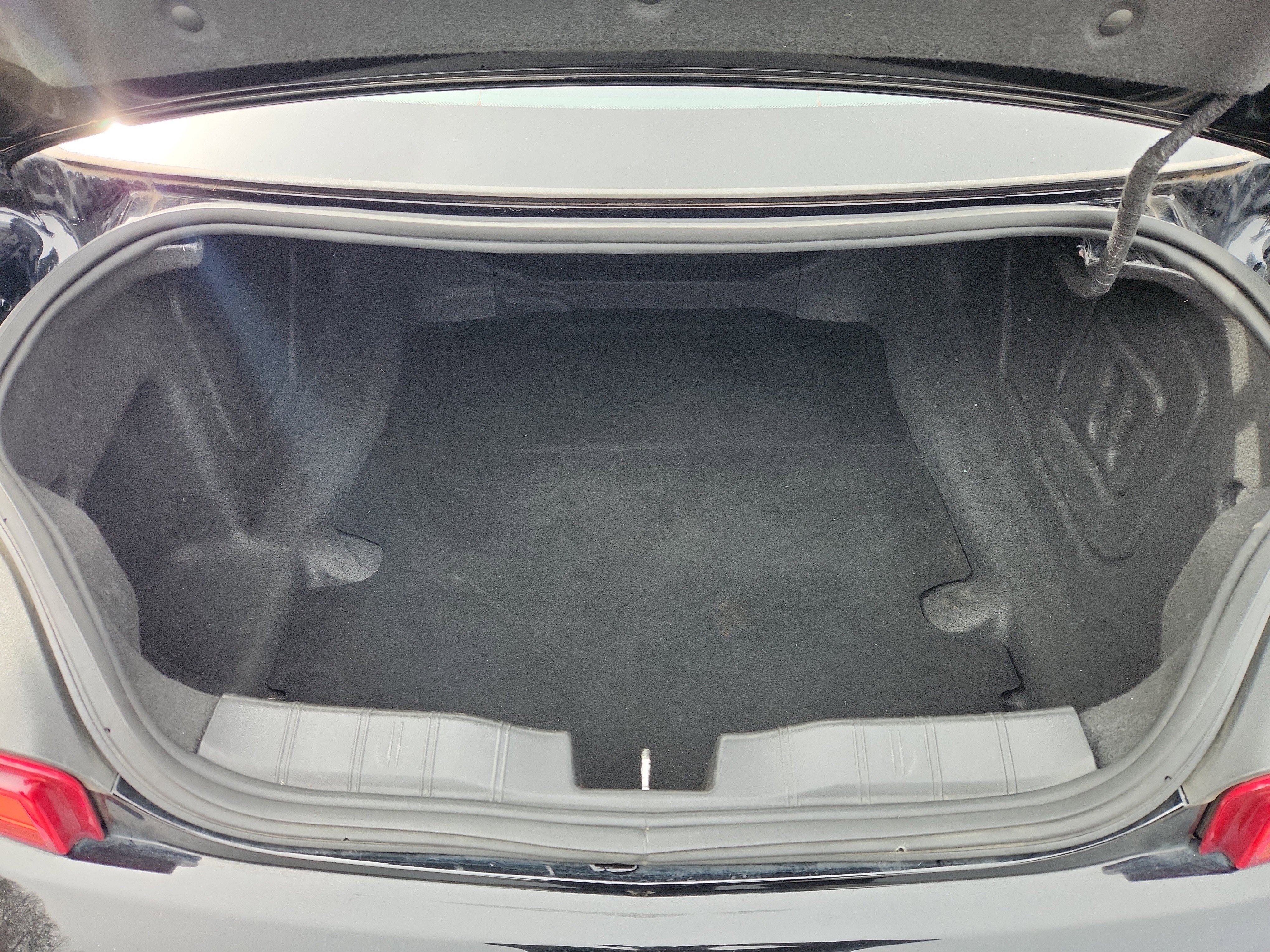 Used 2018 Chevrolet Camaro LT w/ RS Package image 44