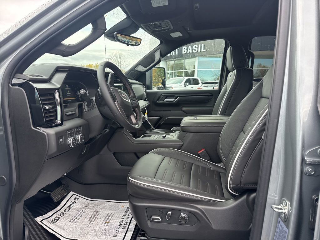 New 2026 GMC Sierra 2500 AT4X image 3