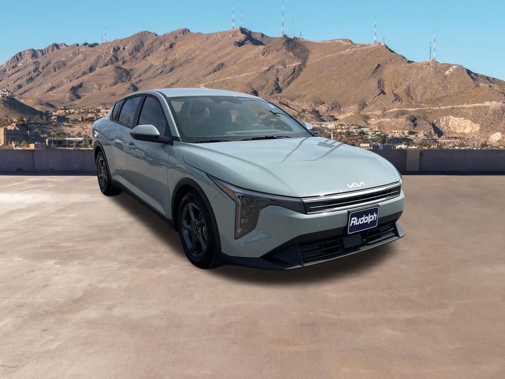 Used 2025 Kia K4 LXS image 14