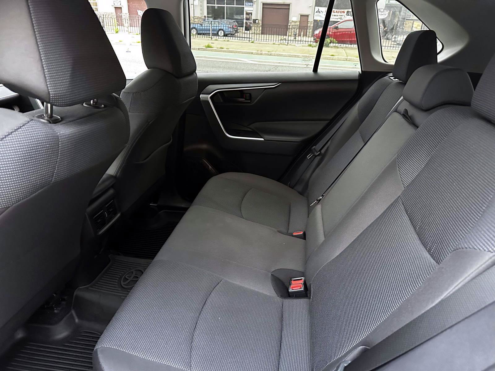 Certified 2023 Toyota RAV4 LE AWD/4WD image 14
