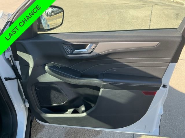 Used 2022 Ford Escape SEL w/ Class II Trailer Tow Package image 10