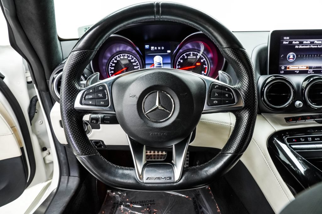 Used 2018 Mercedes-Benz AMG GT Roadster image 20