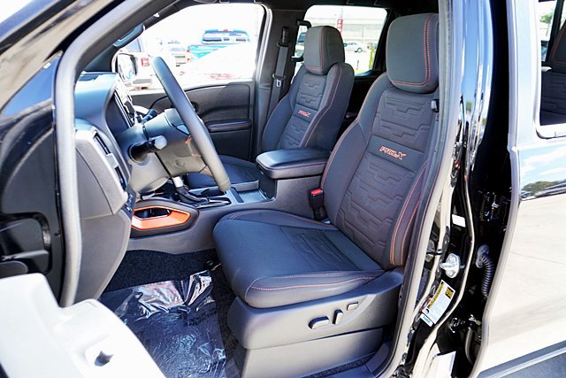 Used 2025 Nissan Frontier Pro-X RWD image 23