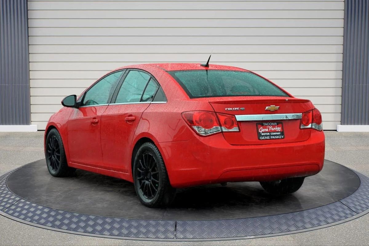 Used 2014 Chevrolet Cruze Eco image 5