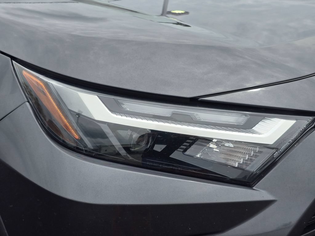 Certified 2025 Toyota RAV4 XLE AWD/4WD image 25