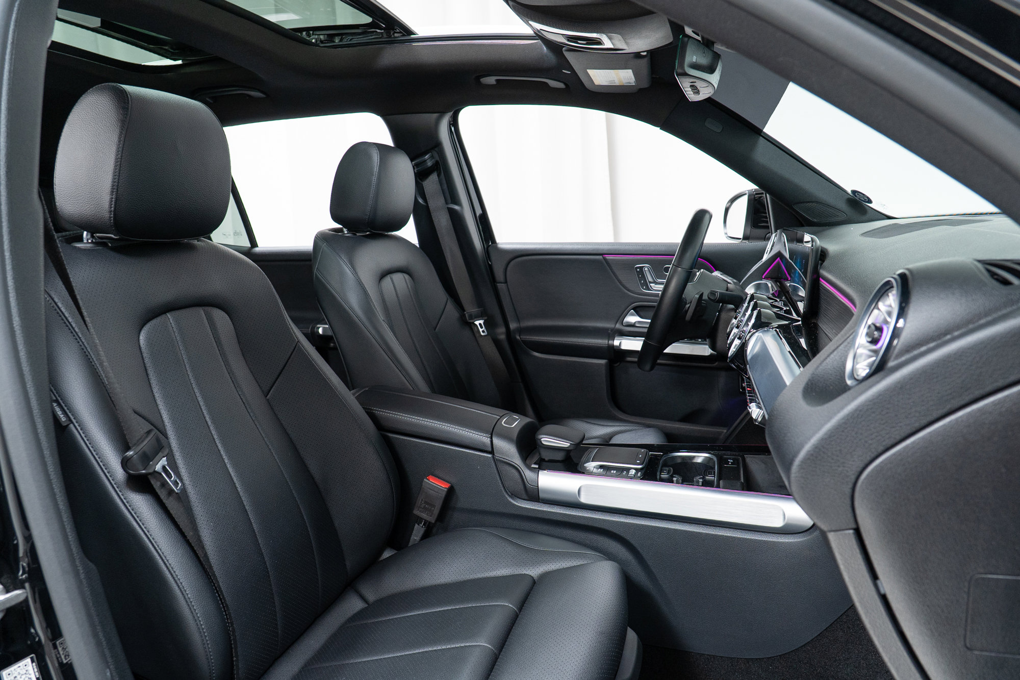 Certified 2022 Mercedes-Benz GLB 250 250 4MATIC image 22