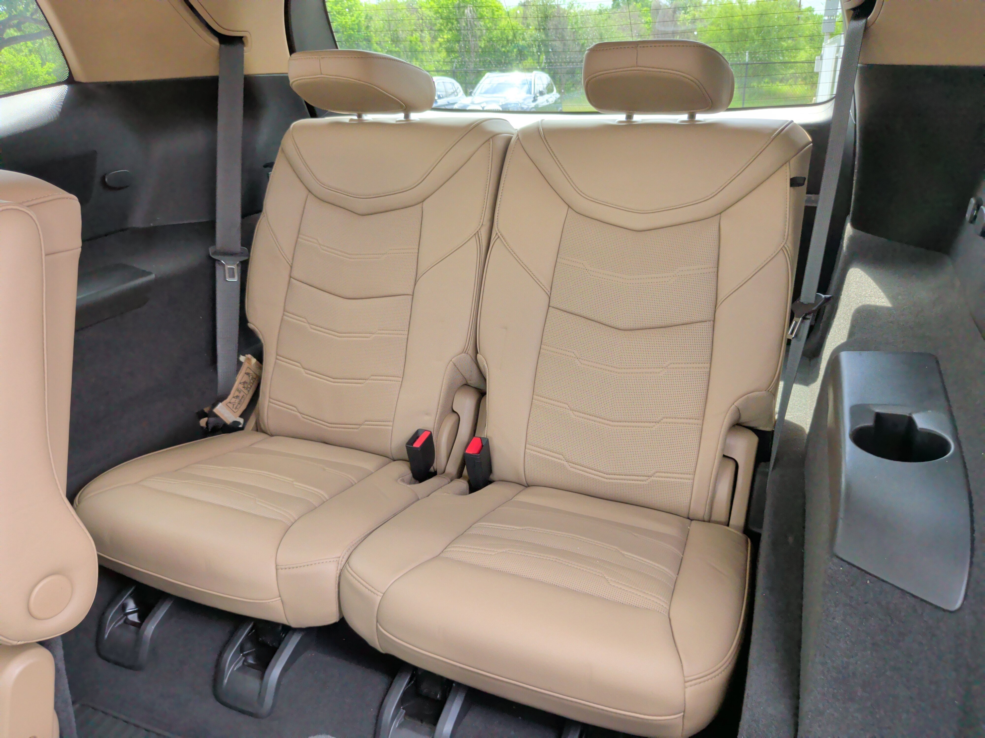 Used 2023 Cadillac XT6 Premium Luxury w/ Platinum Package FWD image 38