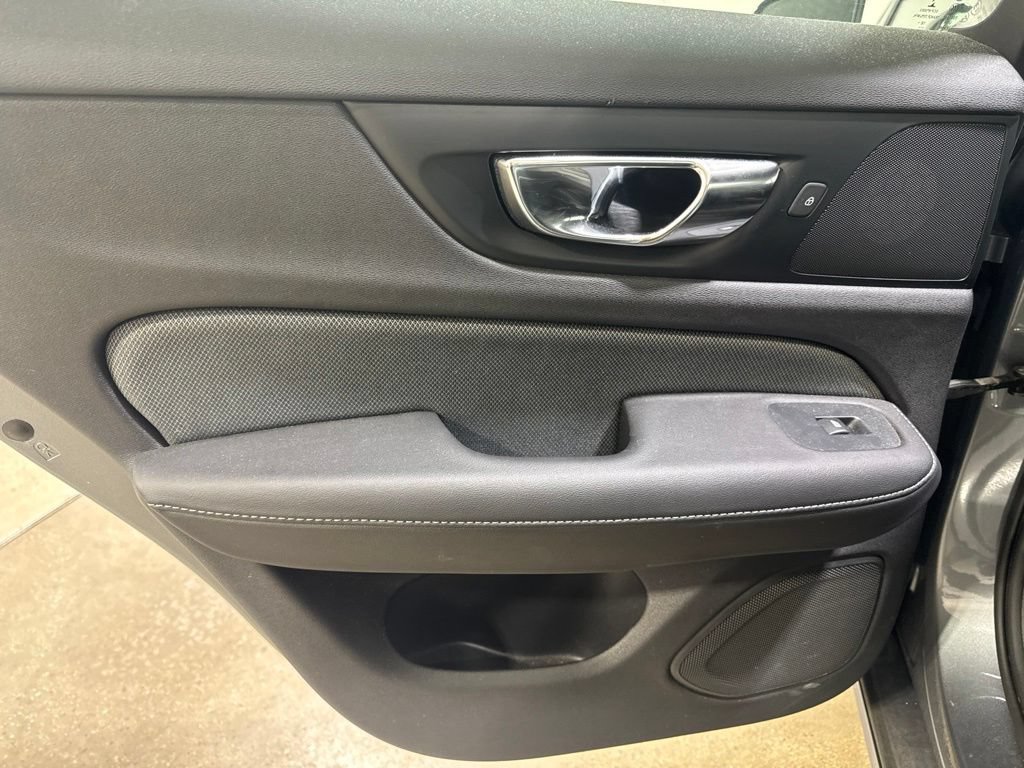 Used 2019 Volvo S60 T6 R-Design AWD/4WD image 20