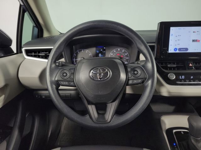 Used 2025 Toyota Corolla LE w/ Convenience Package image 24