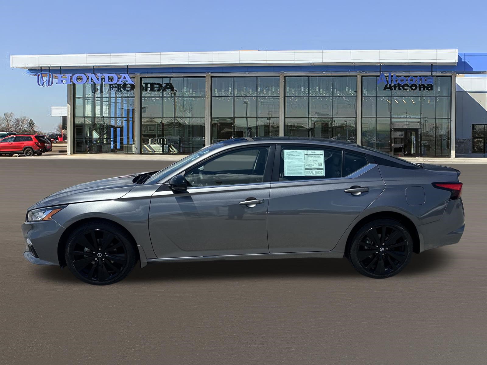 Used 2022 Nissan Altima 2.5 SR w/ Midnight Edition Package AWD/4WD image 5