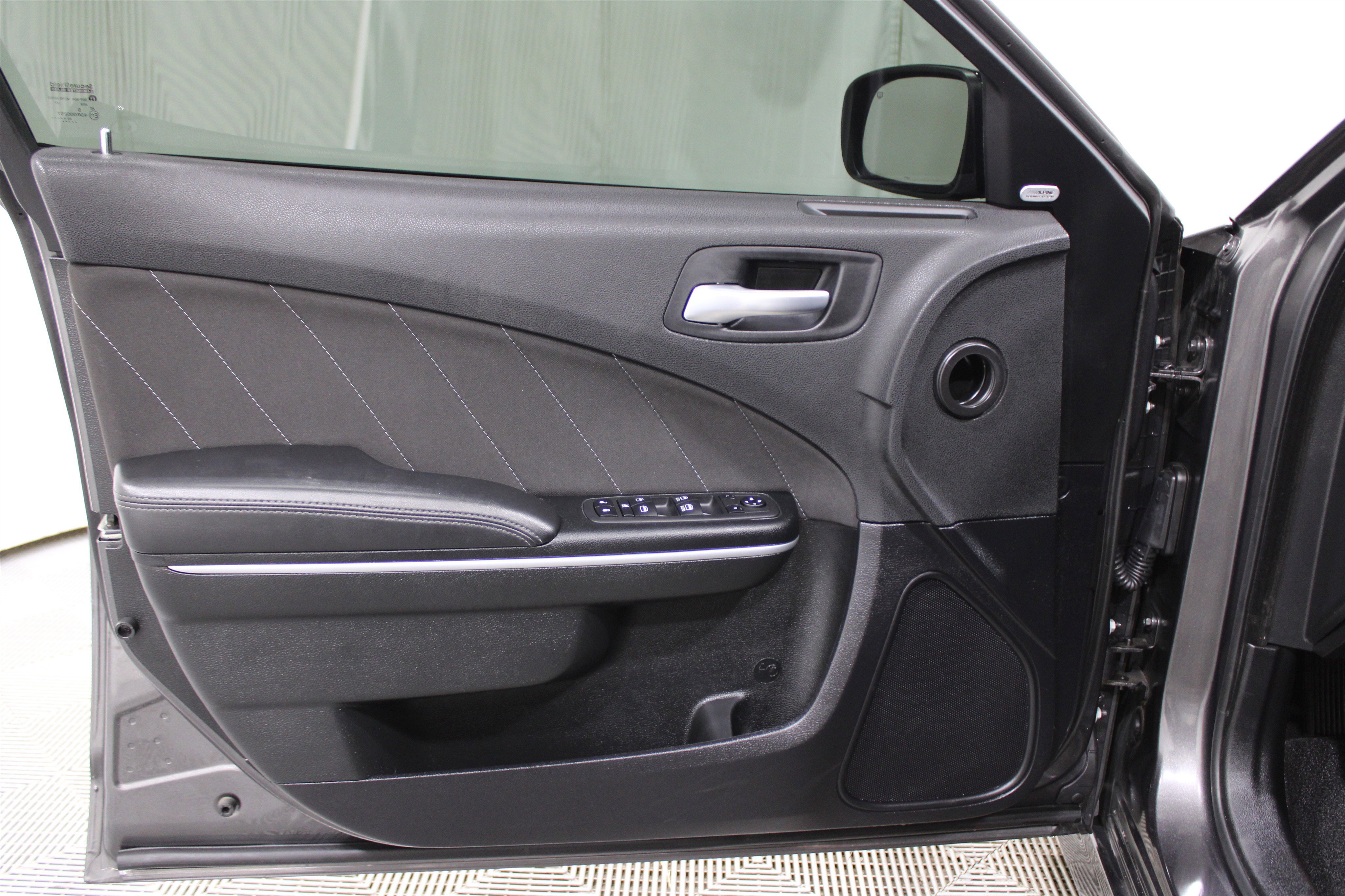 Used 2023 Dodge Charger Scat Pack image 6