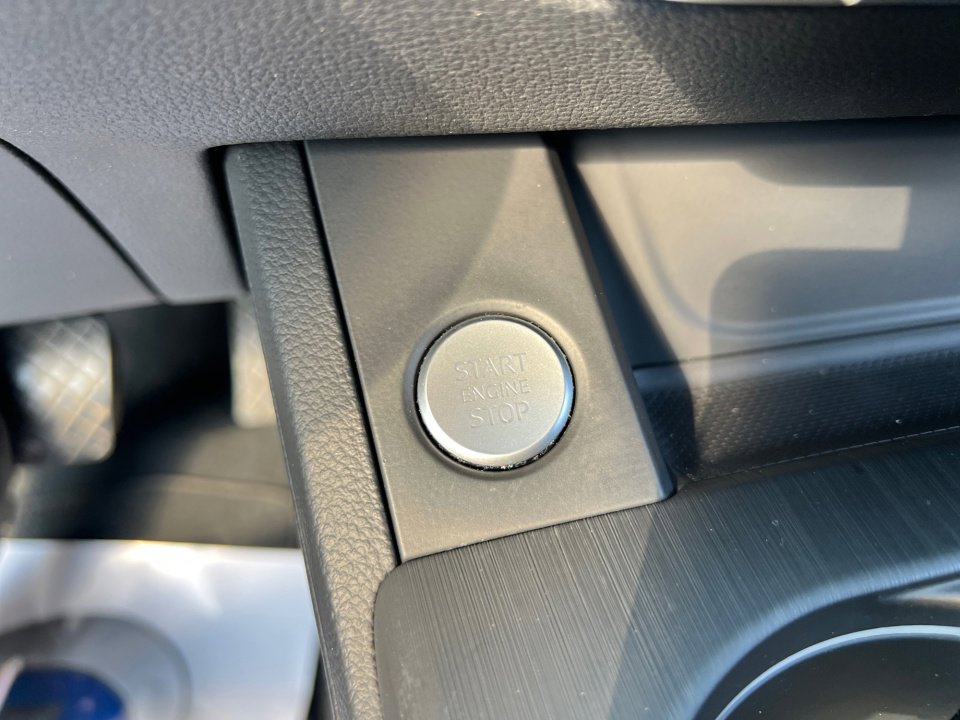 Used 2017 Audi A4 2.0T Prestige image 20