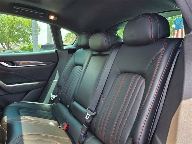 Used 2019 Maserati Levante AWD/4WD image 19