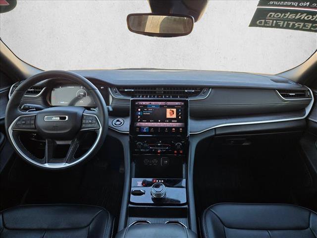 Used 2024 Jeep Grand Cherokee L Limited image 16