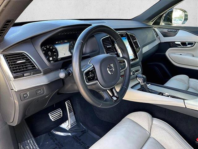 Used 2020 Volvo XC90 T5 R-Design image 14