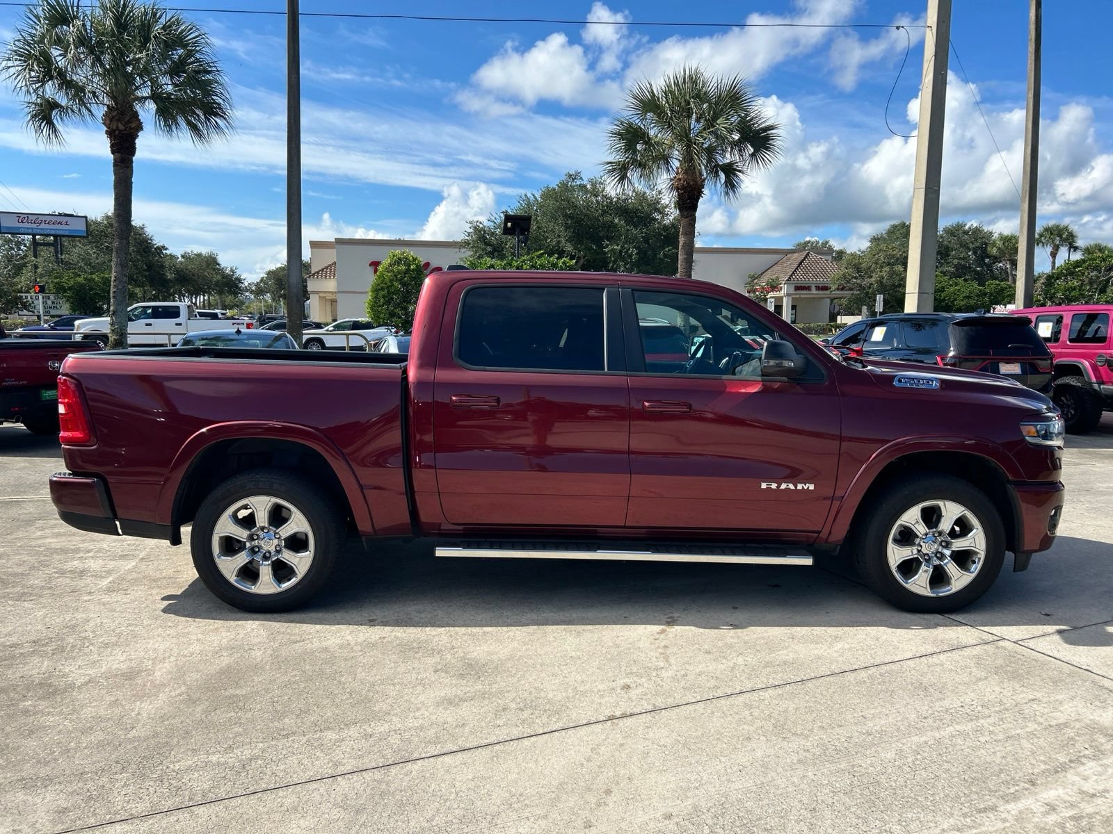 Used 2025 RAM 1500 Big Horn AWD/4WD image 6