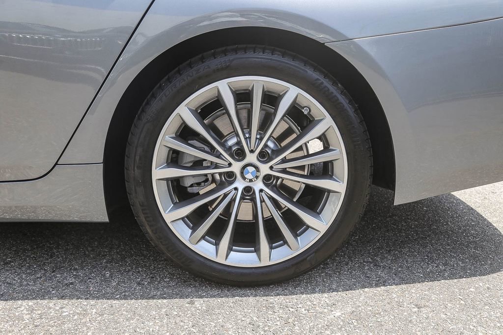 Certified 2023 BMW 530i w/ Convenience Package RWD image 8