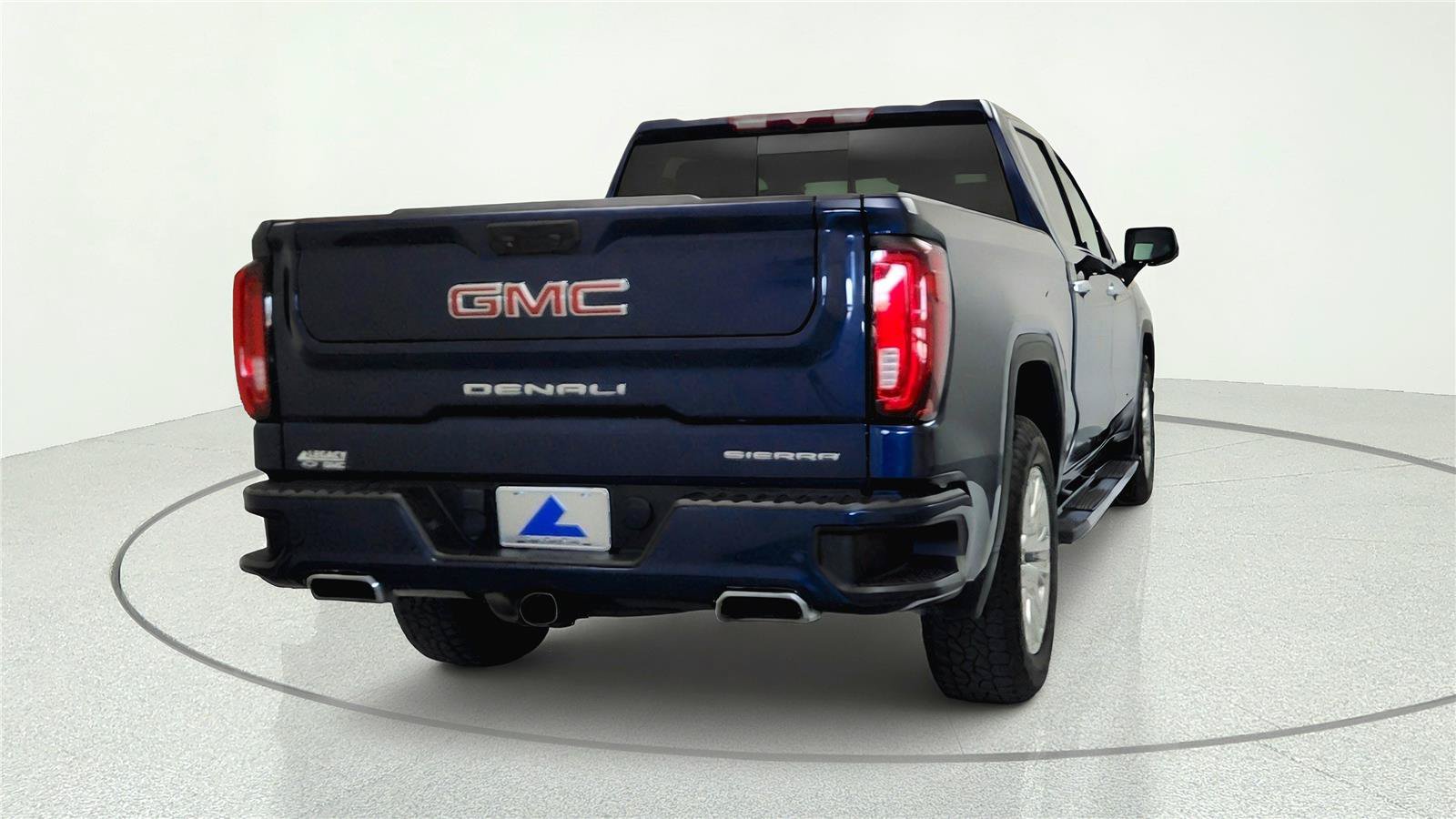 Used 2023 GMC Sierra 1500 Denali AWD/4WD image 6