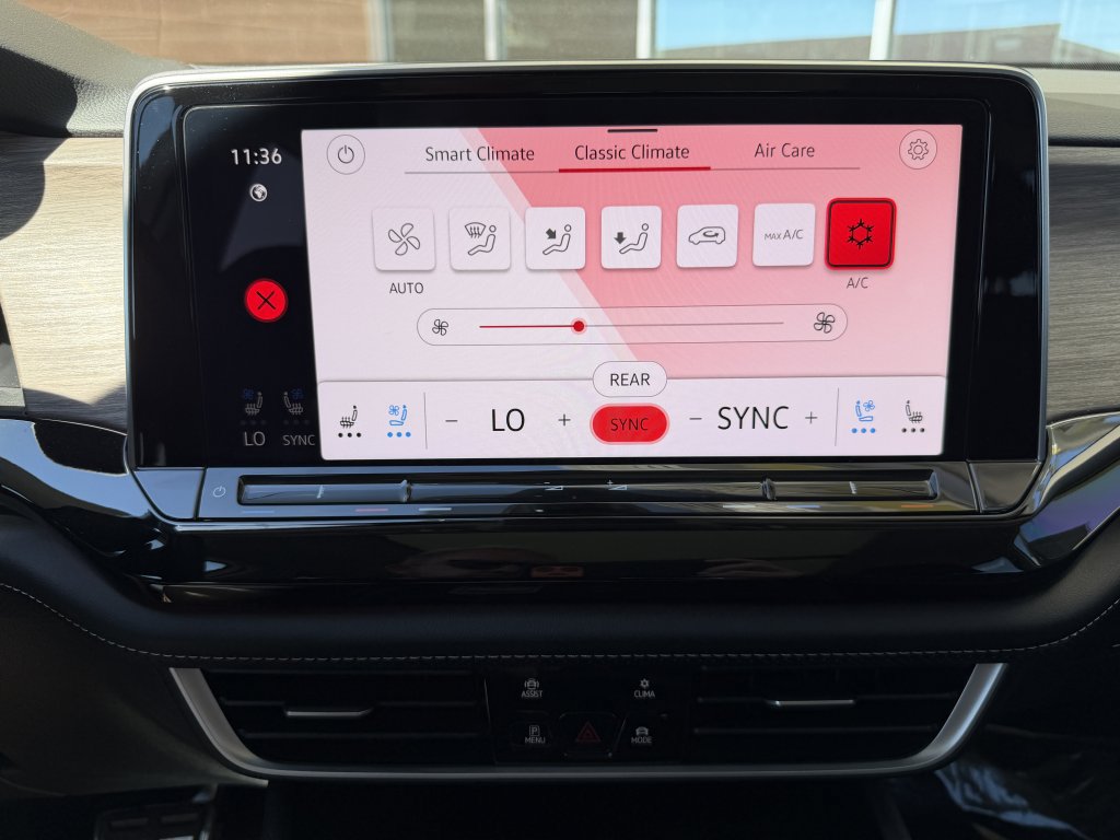 Used 2024 Volkswagen Atlas SEL Premium R-Line AWD/4WD image 24