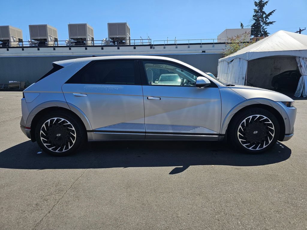 Used 2024 Hyundai Ioniq 5 Limited AWD/4WD image 8
