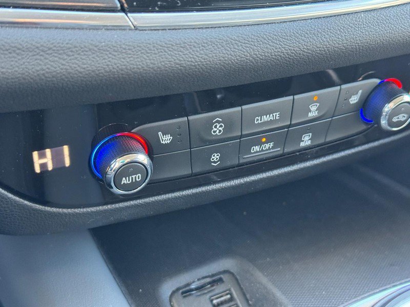 Used 2021 Buick Enclave Essence w/ Sport Touring Edition image 22