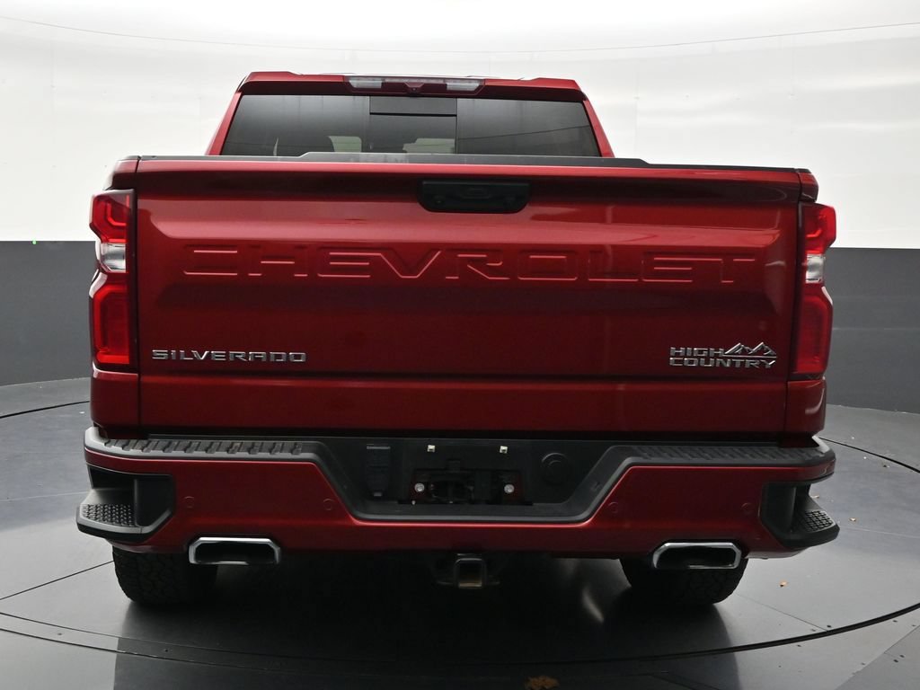Used 2024 Chevrolet Silverado 1500 High Country w/ Z71 Off-Road Package AWD/4WD image 4