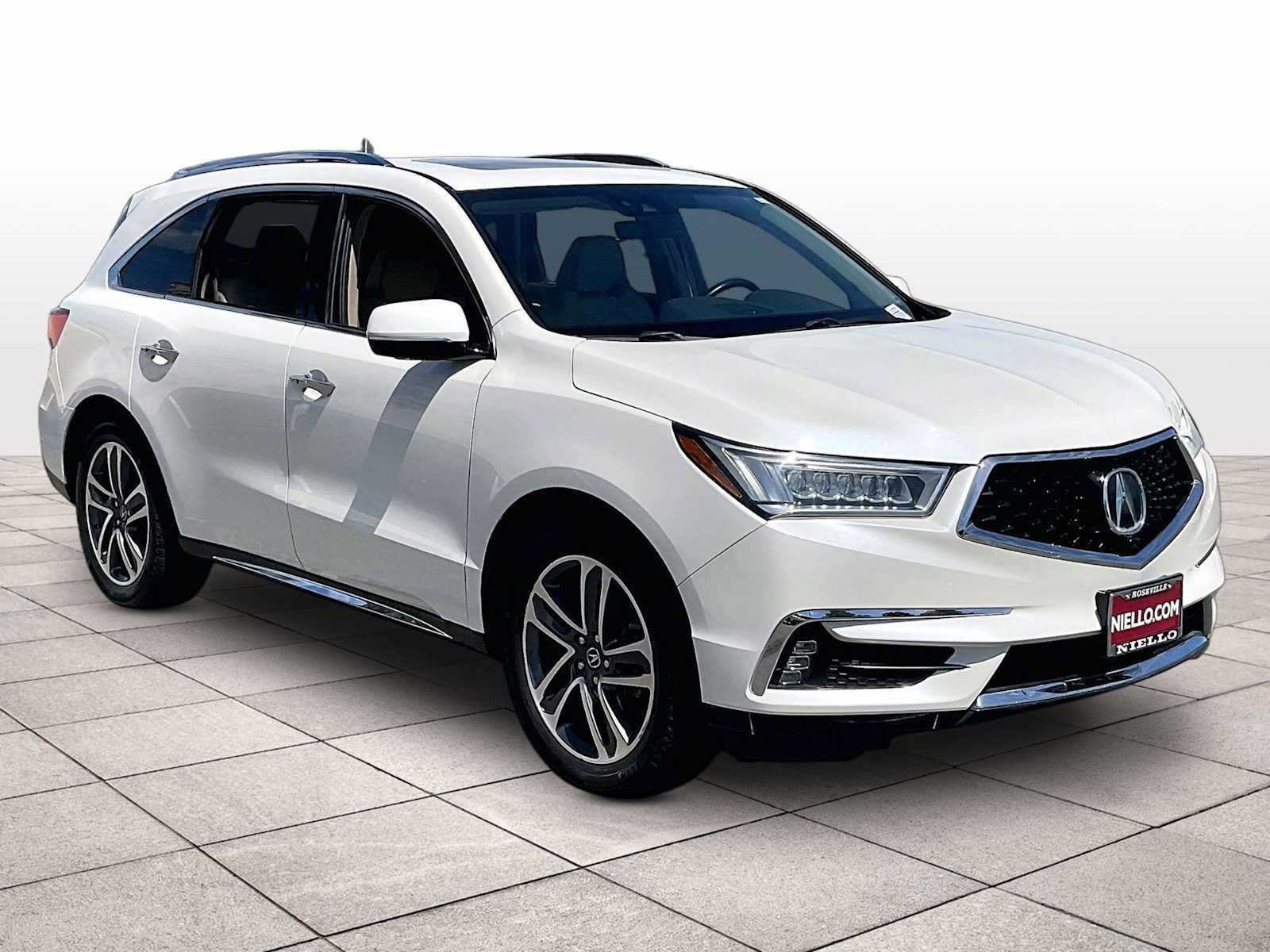 Used 2017 Acura MDX SH-AWD image 2