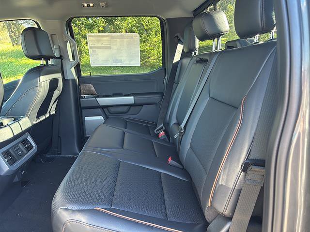 New 2027 Ford F250 Lariat w/ Black Appearance Package AWD/4WD image 15