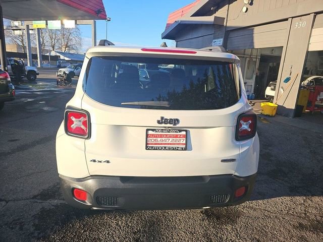 Used 2015 Jeep Renegade Latitude w/ Popular Equipment Group AWD/4WD image 25