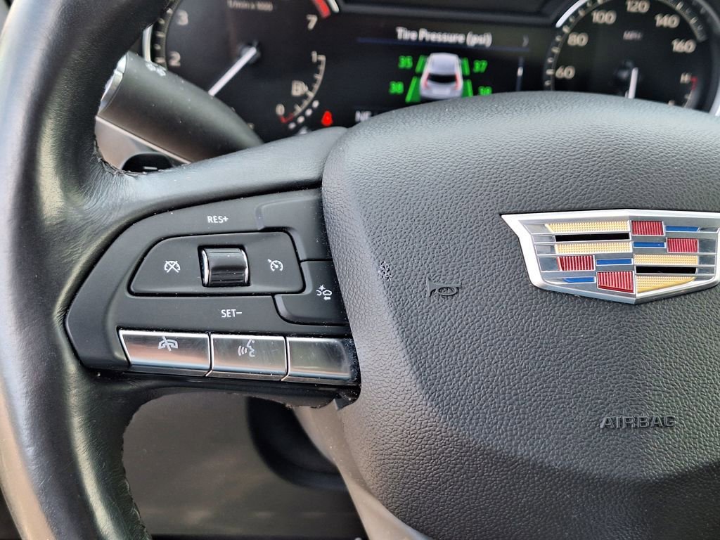 Used 2023 Cadillac XT4 Premium Luxury image 15