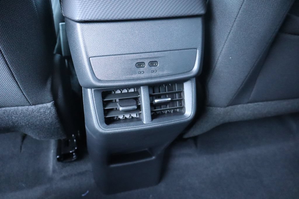 New 2027 Chevrolet Equinox LT w/ Midnight Edition FWD image 22