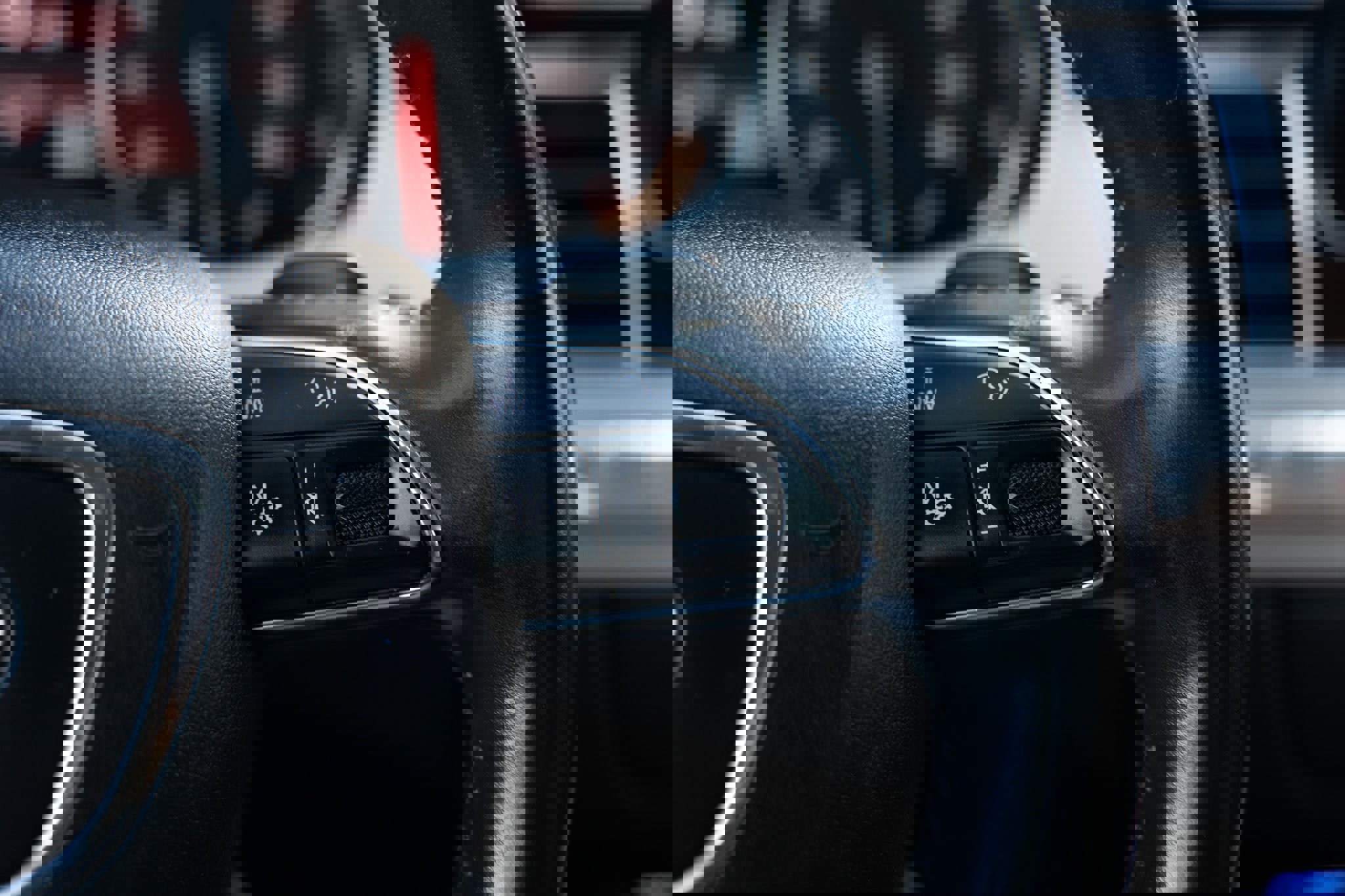 Used 2012 Audi A8 4.2 image 32