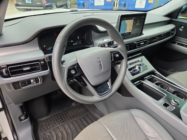 Used 2020 Lincoln Aviator Reserve w/ Equipment Group 201A AWD/4WD image 6