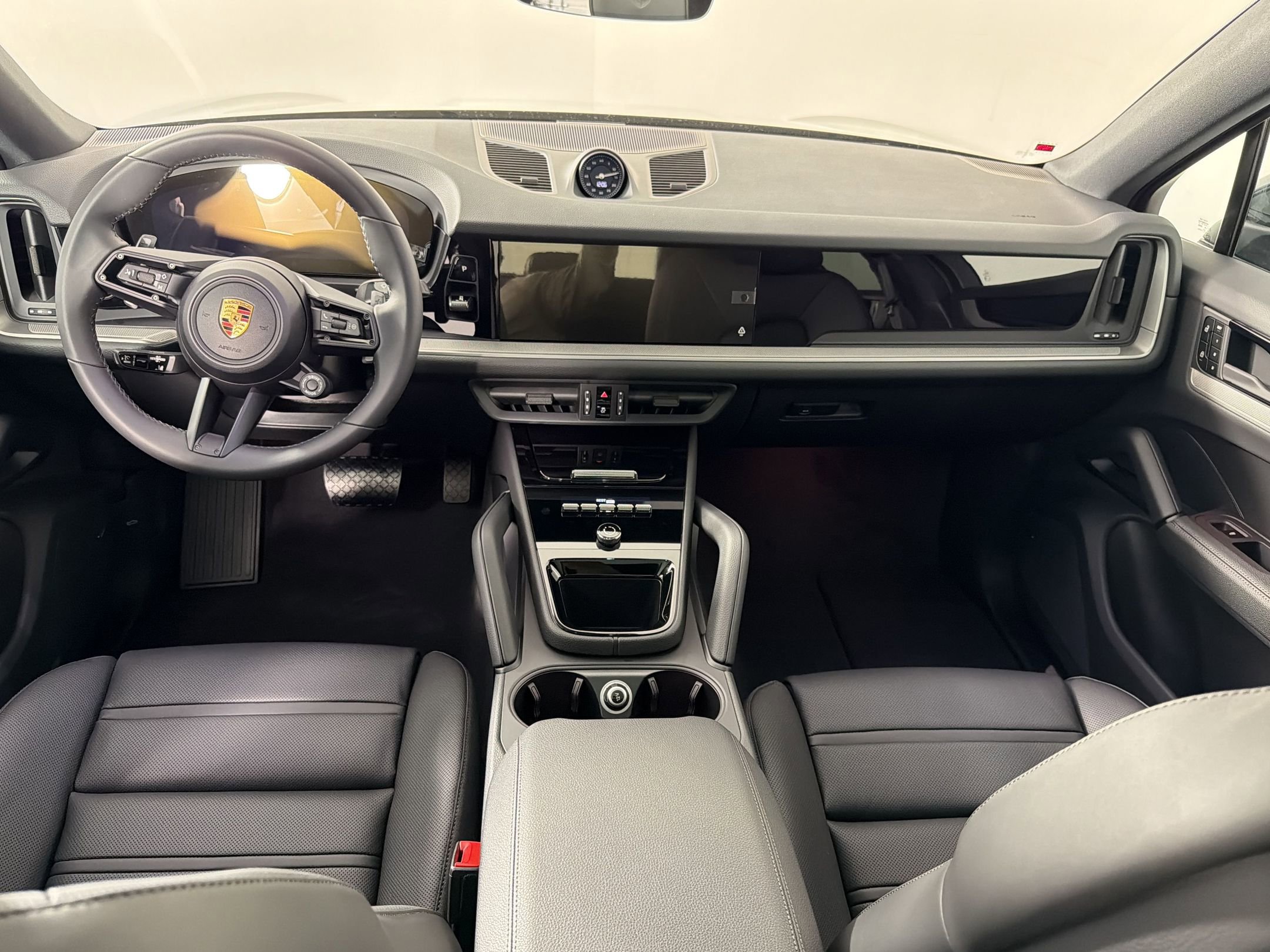 New 2026 Porsche Cayenne Coupe AWD/4WD image 20