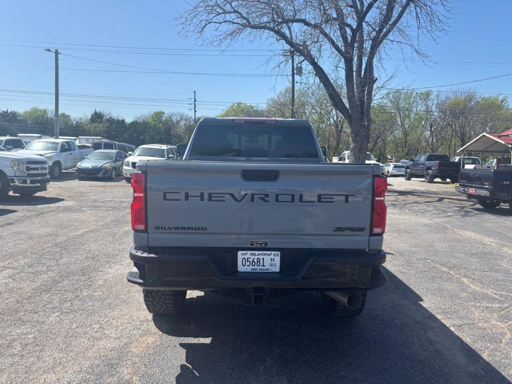 Used 2024 Chevrolet Silverado 2500 ZR2 w/ LPO, Dark Essentials Package image 6