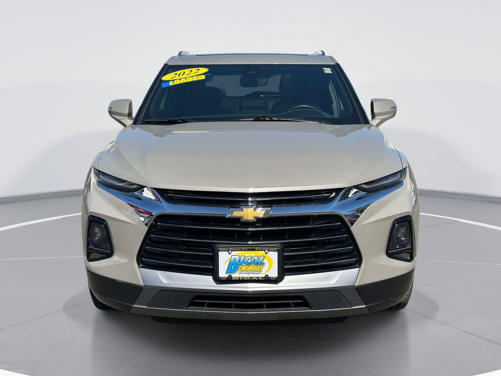 Used 2022 Chevrolet Blazer Premier w/ Enhanced Convenience Package AWD/4WD image 2