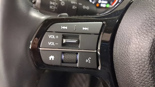 Used 2025 Honda Pilot Touring image 34