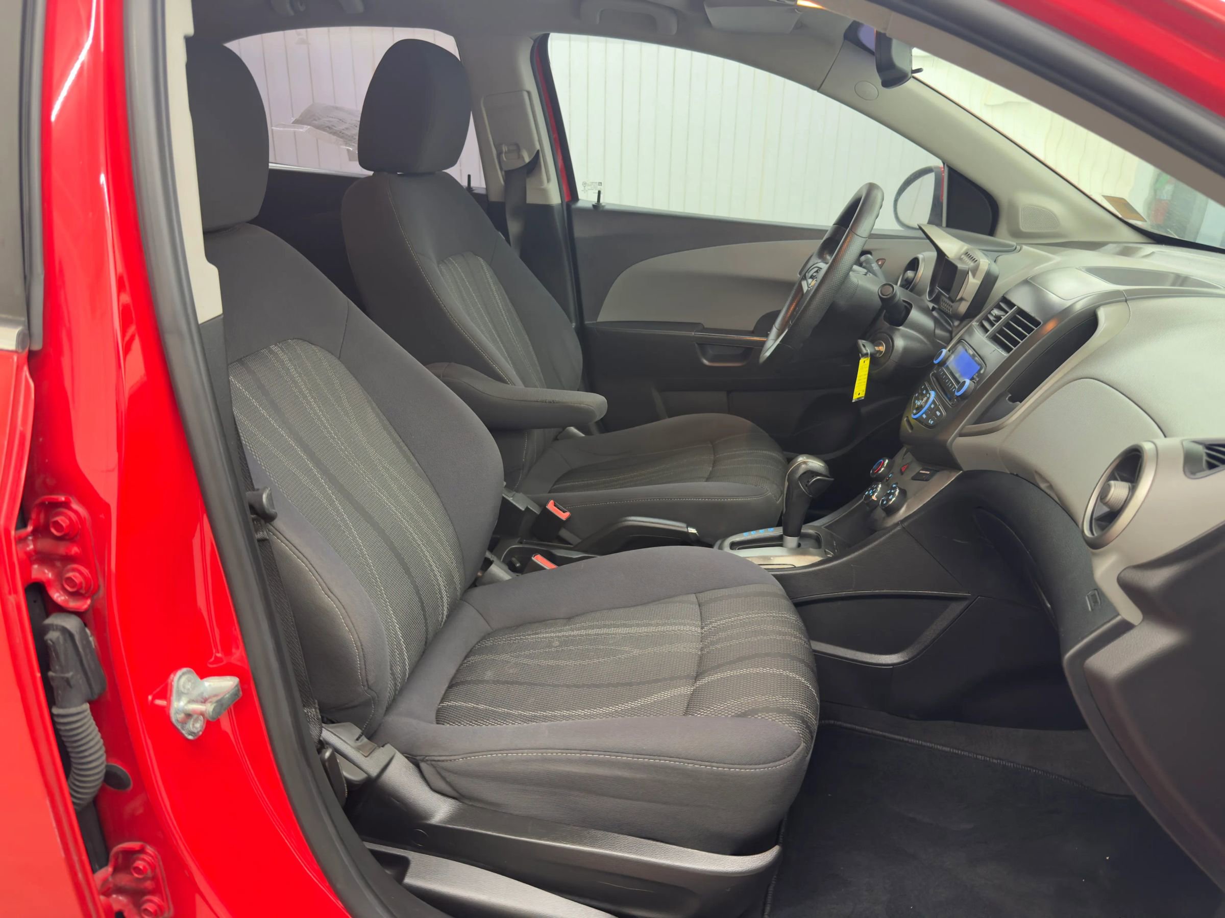 Used 2015 Chevrolet Sonic LT image 10