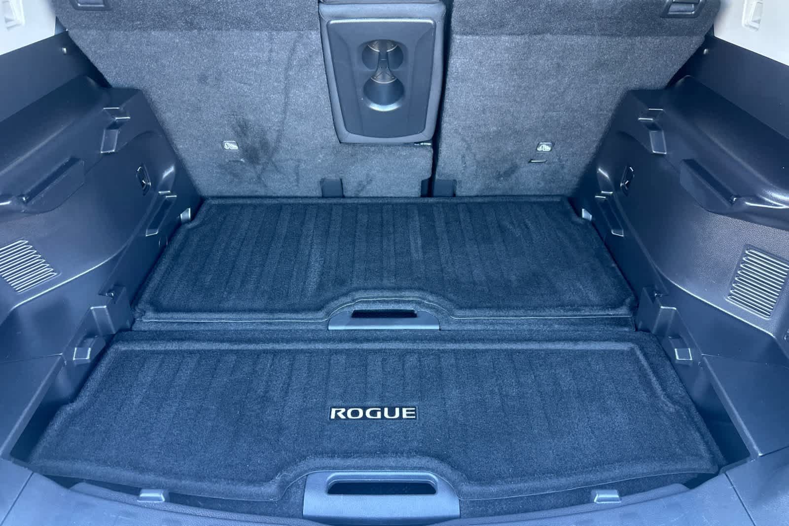 Used 2018 Nissan Rogue S w/ S Value Package AWD/4WD image 15
