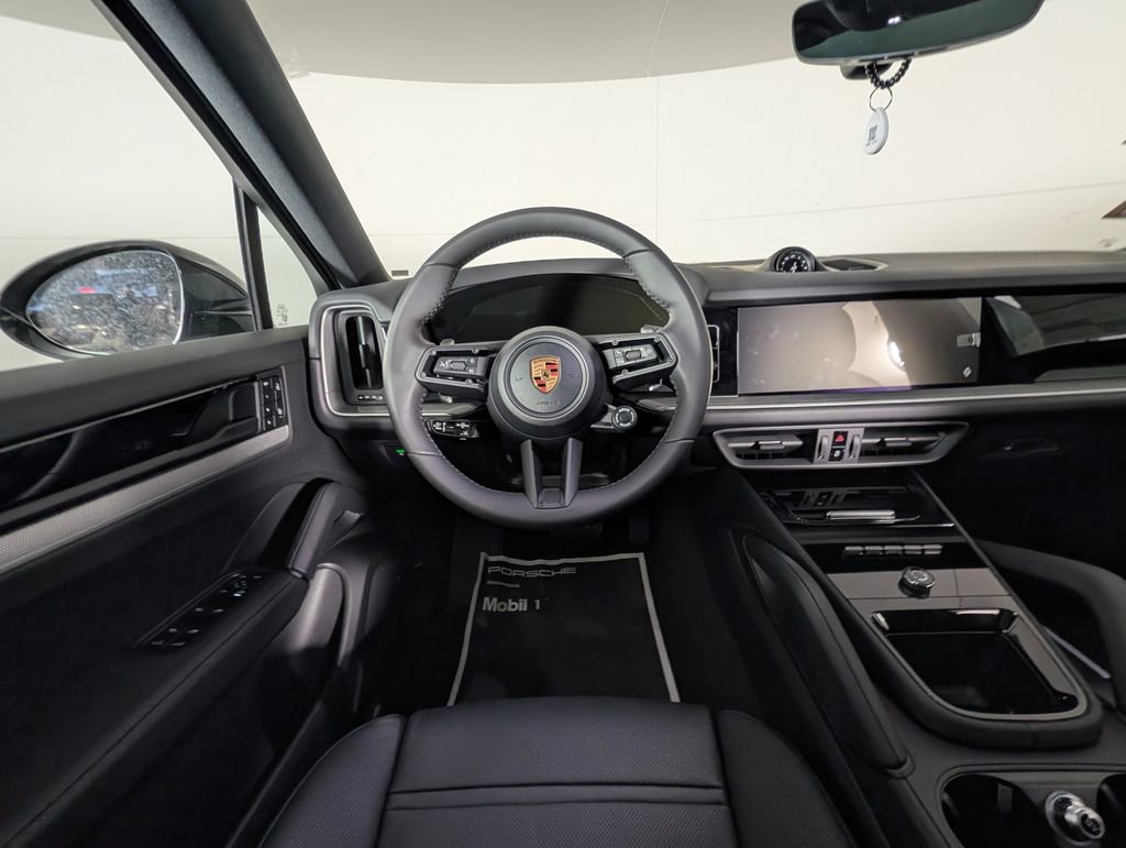 New 2026 Porsche Cayenne Coupe image 22