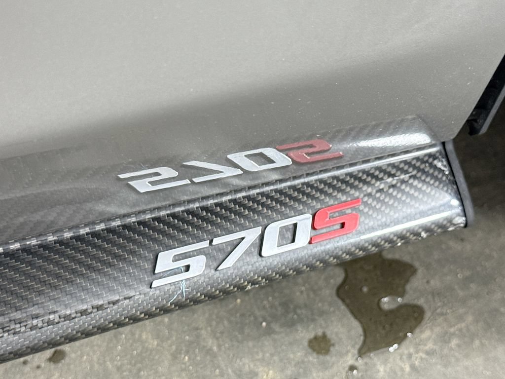 Used 2016 McLaren 570S Coupe RWD image 38