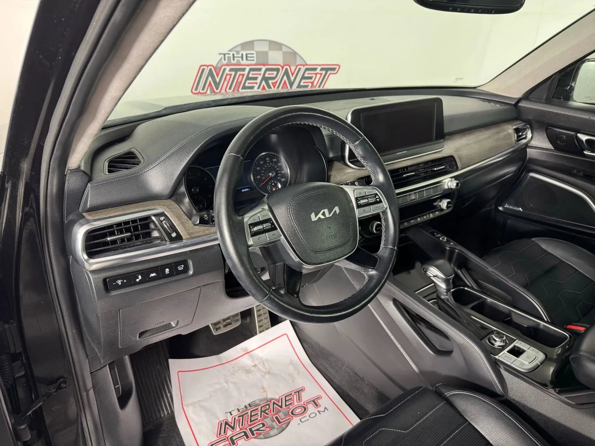 Used 2022 Kia Telluride SX w/ SX Prestige Package AWD/4WD image 10