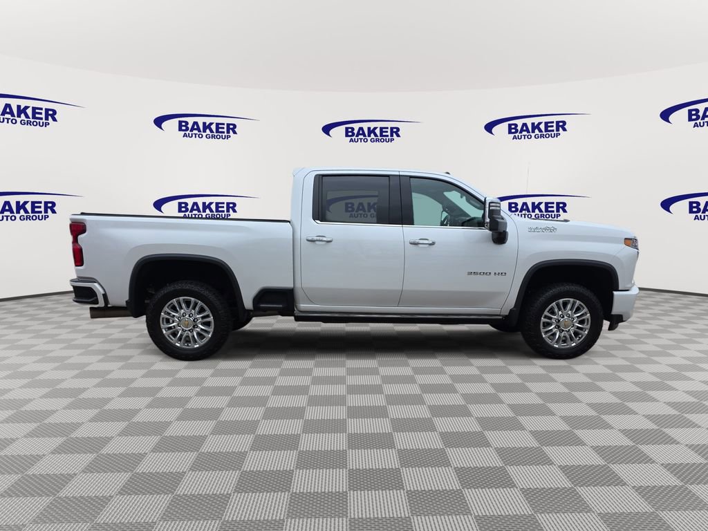 Used 2022 Chevrolet Silverado 3500 High Country w/ Z71 Off-Road Package image 4