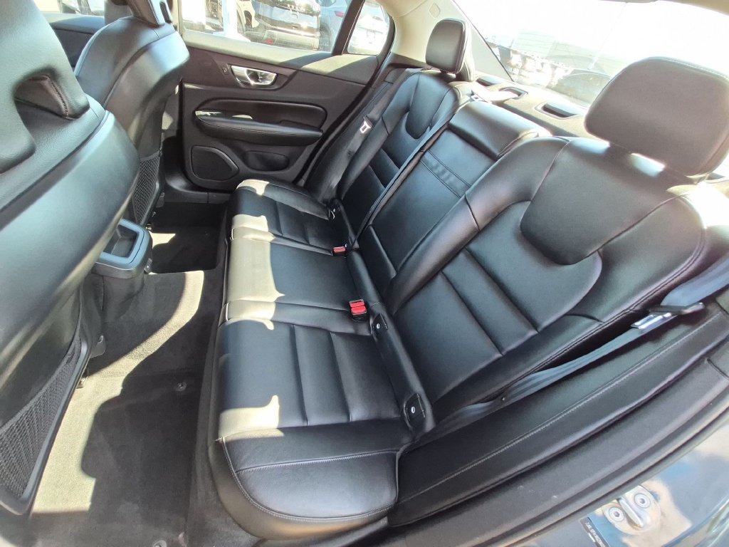 Used 2024 Volvo S60 B5 Core FWD image 14