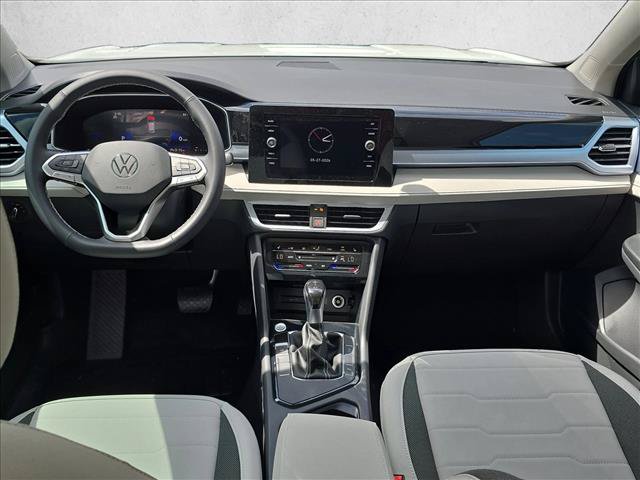 New 2026 Volkswagen Taos SE FWD image 19