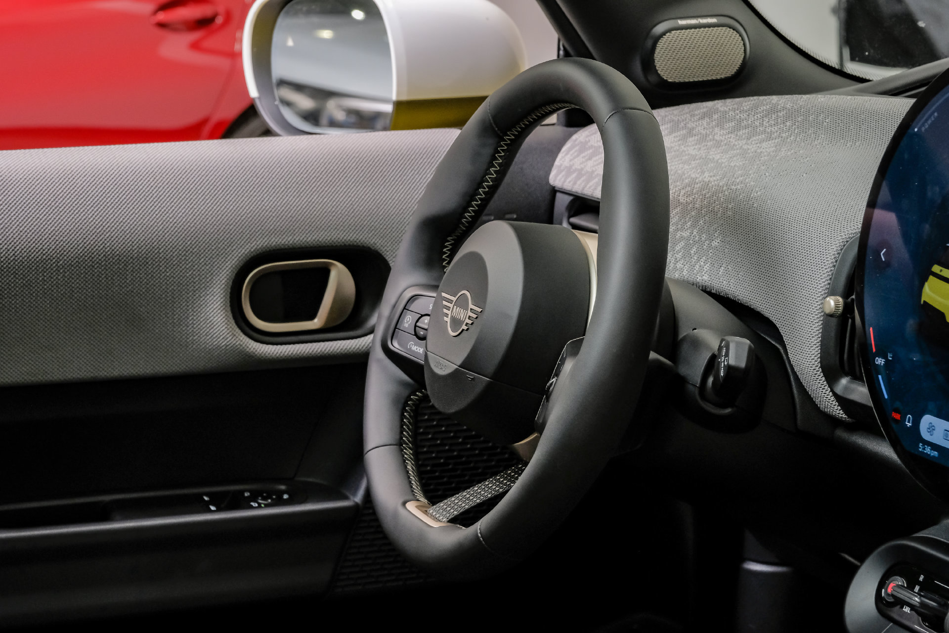 Used 2025 MINI Cooper S FWD image 17