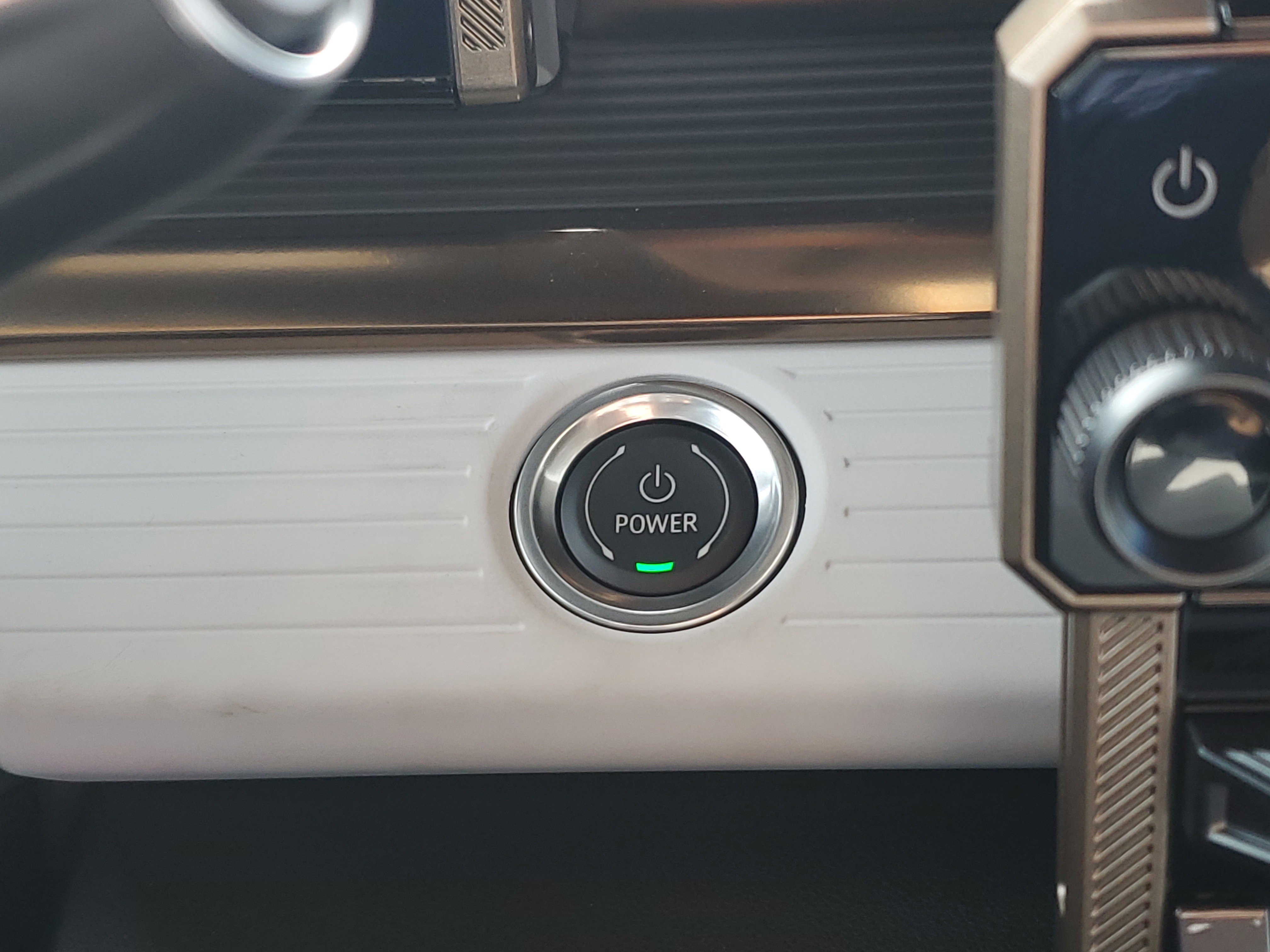 Used 2024 GMC Hummer EV 2X w/ Extreme Off-Road Package image 20